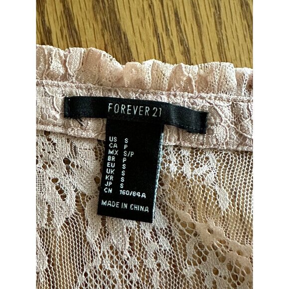 Forever 21 Women's Pink Sheer Lace Button-Up Blouse With Flared Sleeves - Picture 5 of 9